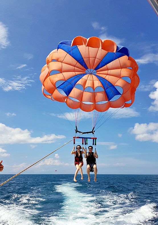 Parasailing in Zanzibar